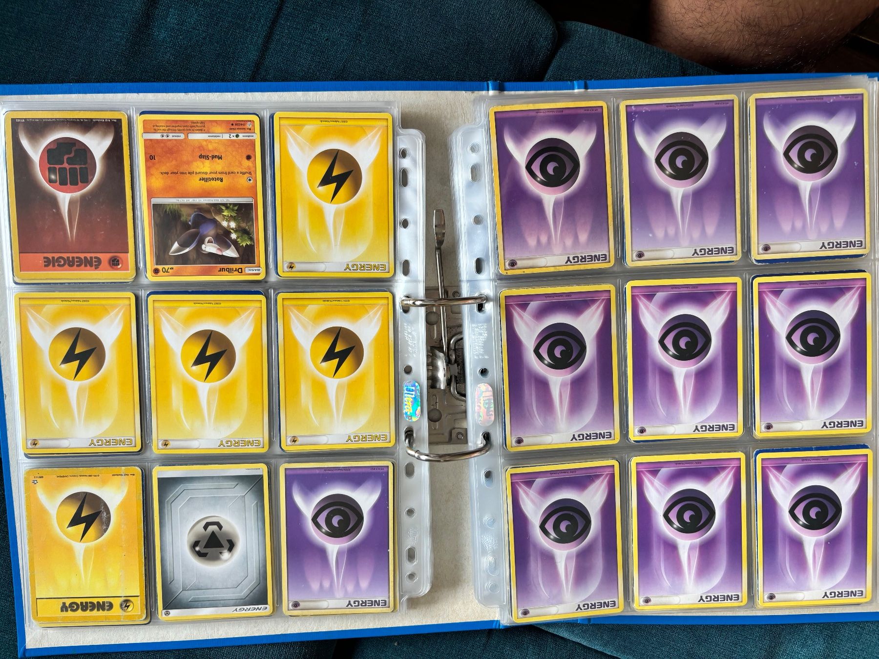 Pokémon Carte collezionabili: 3/3 suite classeur – Usato da St-Aubin FR venduto da rfl_j8k7 3