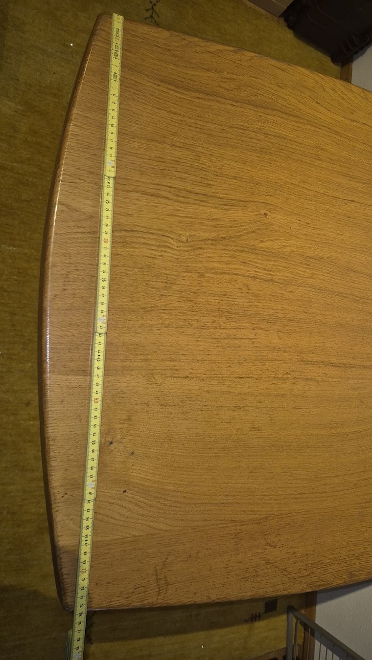 Tische: Holztisch Massiv + zwei Stäblistühle – Gebraucht aus Buchs AG von EasyPeasy 1