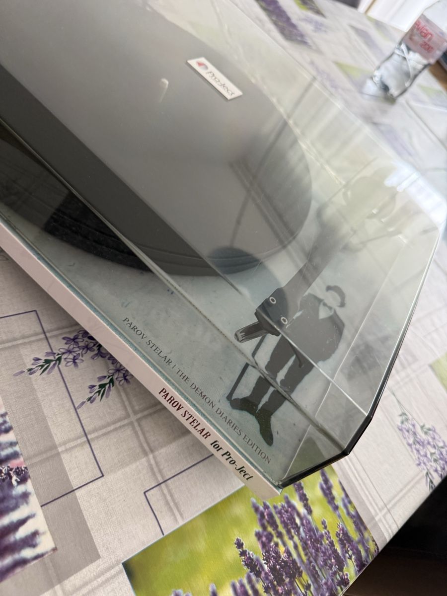 Pro-ject Giradischi: Pro-Ject Essential 2, Parov Stelar edition inkl. Amplifer – Usato da Obernau venduto da 3541roland 2