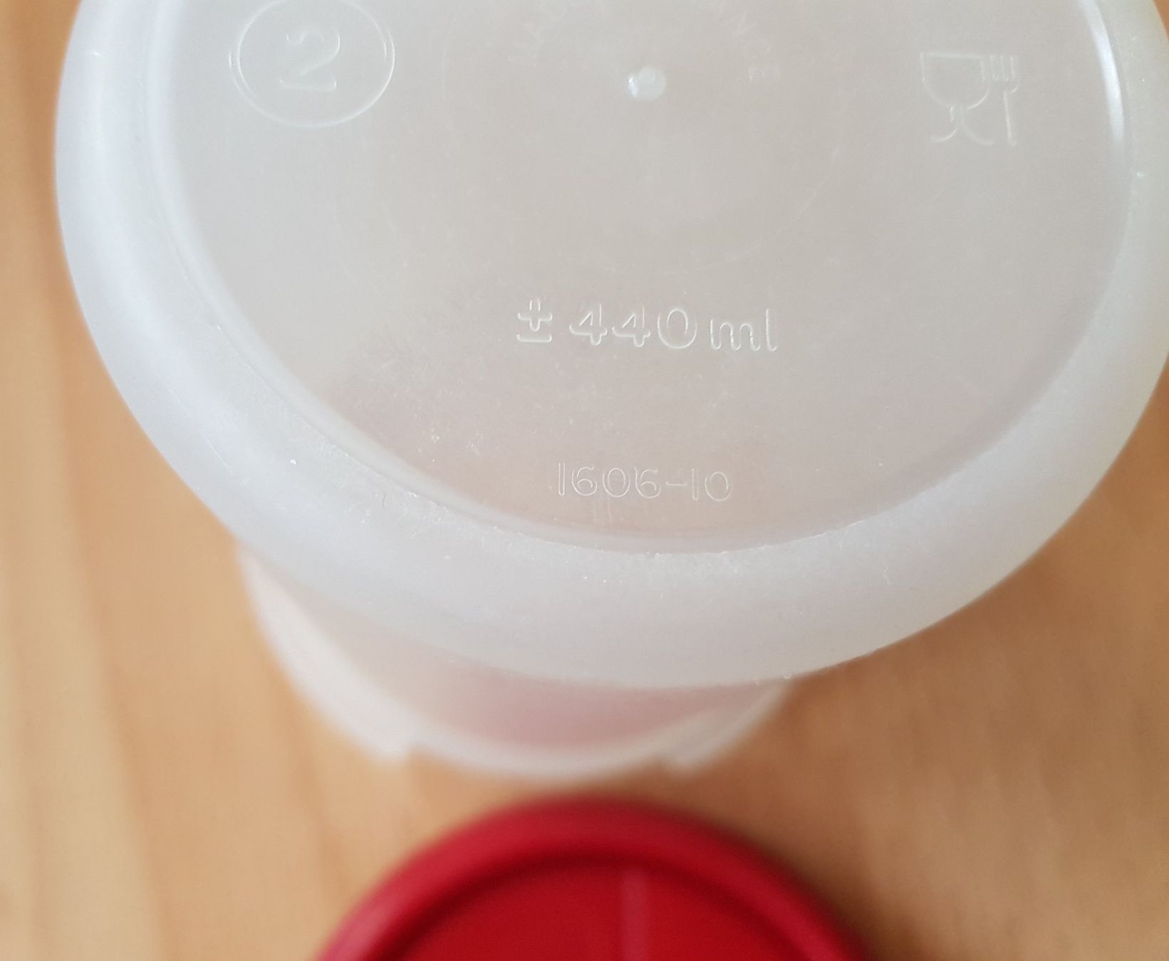 Tupperware Recipients et similaires: 3 TUPPERWARE BEHÄLTER / BECHER – D'occasion à Sax par spazieren 2