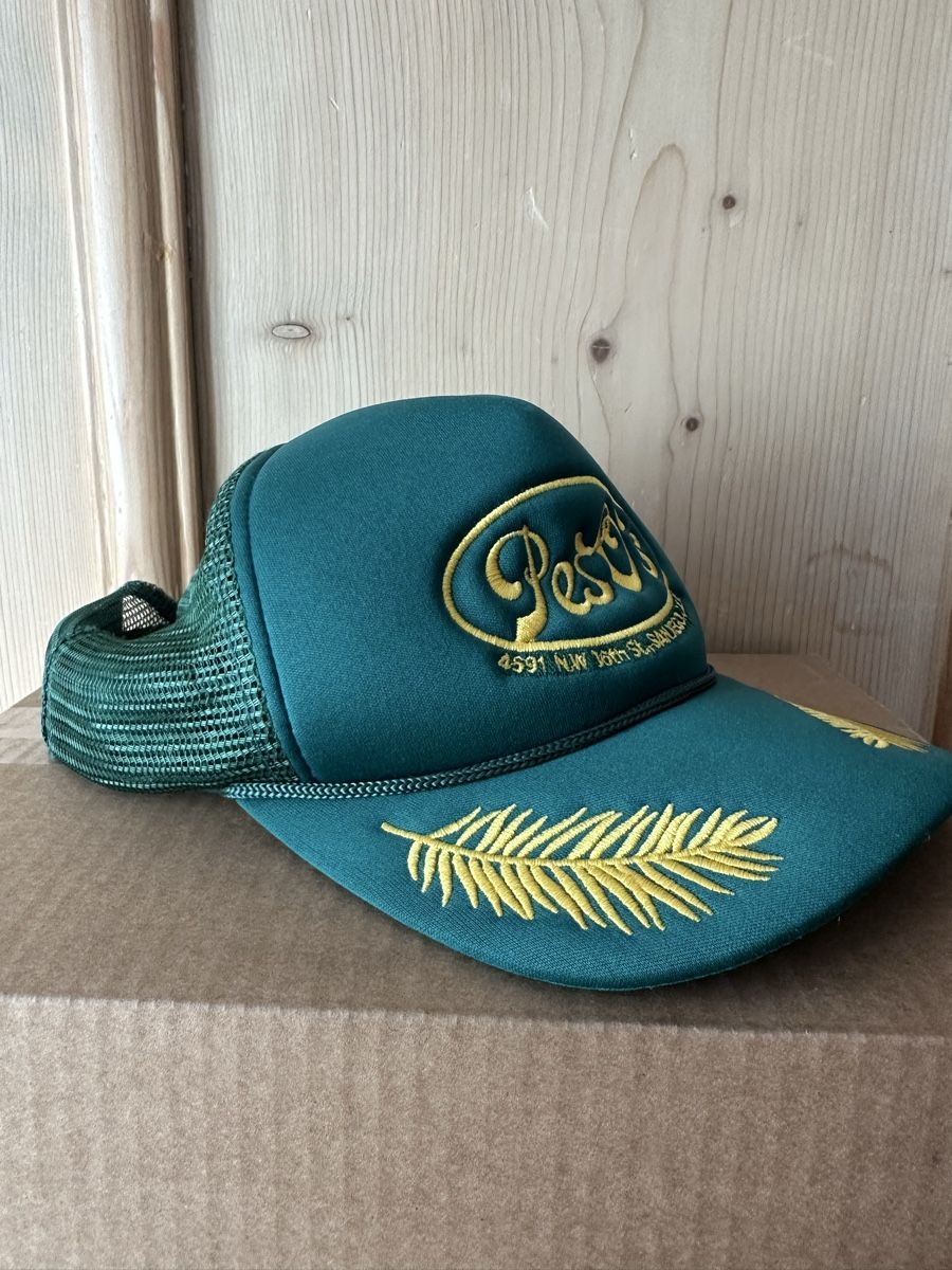 Altro in  Abbigliamento & Accessori: Peso's Cap, Trucker Cap, Grün mit Gold – Usato da Chur venduto da sodmir 3