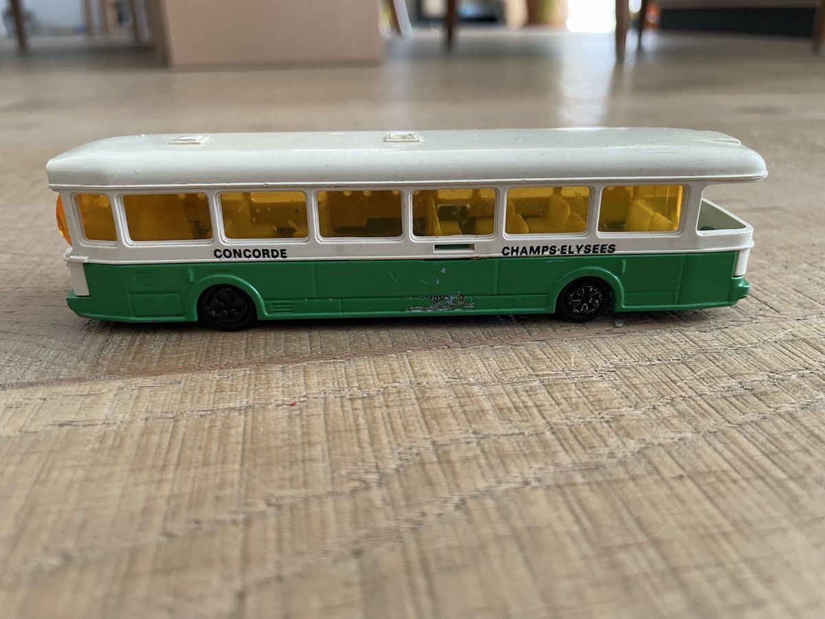 Majorette Modellautos:  Majorette Autobus Saviem Nr. 310  – Gebraucht aus Frauenfeld von Challenger77 1