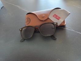 Ray-Ban RB4258