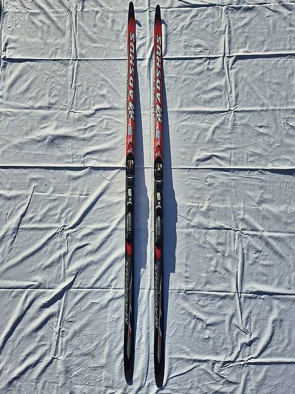 Skis: Langlaufski Skating 185cm – D'occasion à Bubikon par wett