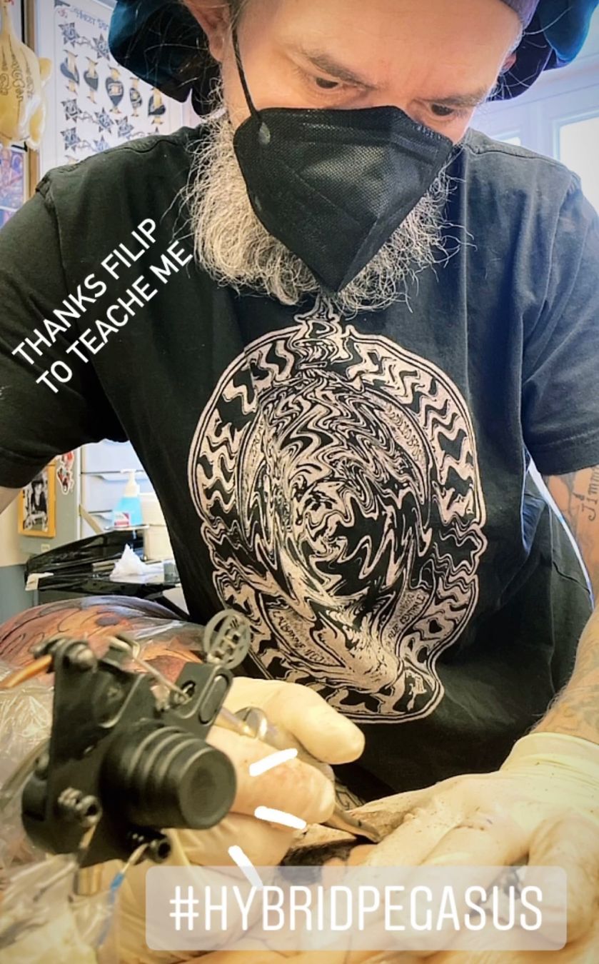 Tutti gli attrezzi: HB Tattoo machine Hybrid Pegasus 2 – Nuovo e nell'imballaggio originale da Glion venduto da carolineMV 1