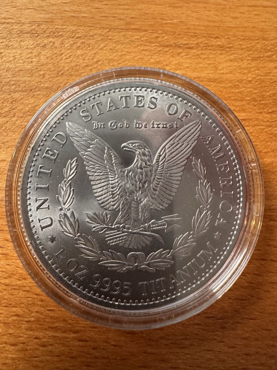 Tutti le monete: RARE Collectable TITANIUM Eagle Coin - Limited Edition! – Nuovo e nell'imballaggio originale da Morschach venduto da bic_7kkl