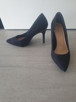 Talons aiguilles taille 36 noirs et dorés