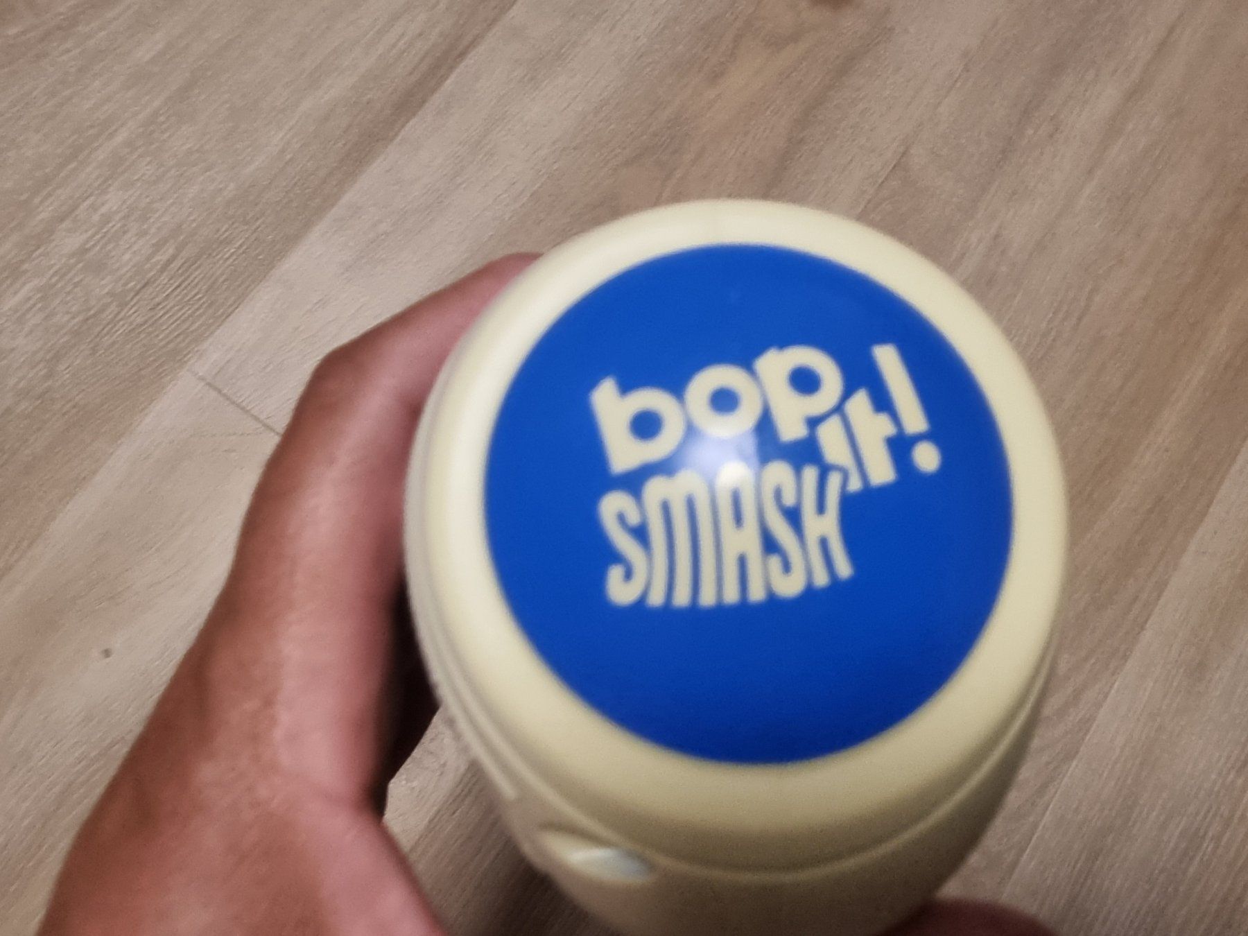 Hasbro Spiele: Altes Hasbro Bop it Smash Spiel – Gebraucht aus kreuzlingen von  1