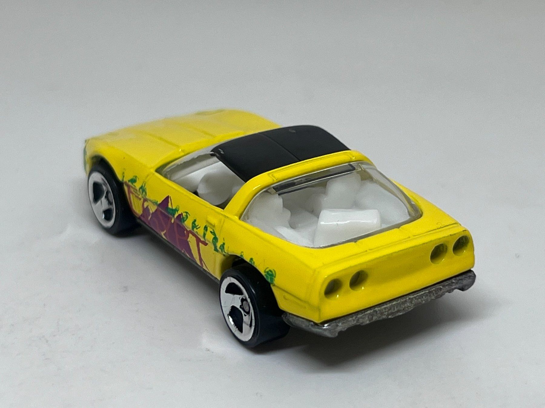 Hot Wheels Modellini d'auto: Hot Wheels 1980 Corvette #629 – Usato da Wildegg venduto da LaaBoutique 2