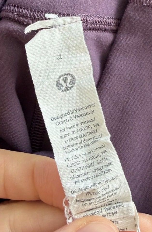Lululemon Leggings: Lululemon Leggings Grösse 4, – Gebraucht aus Niederhasli von secondhand10 3