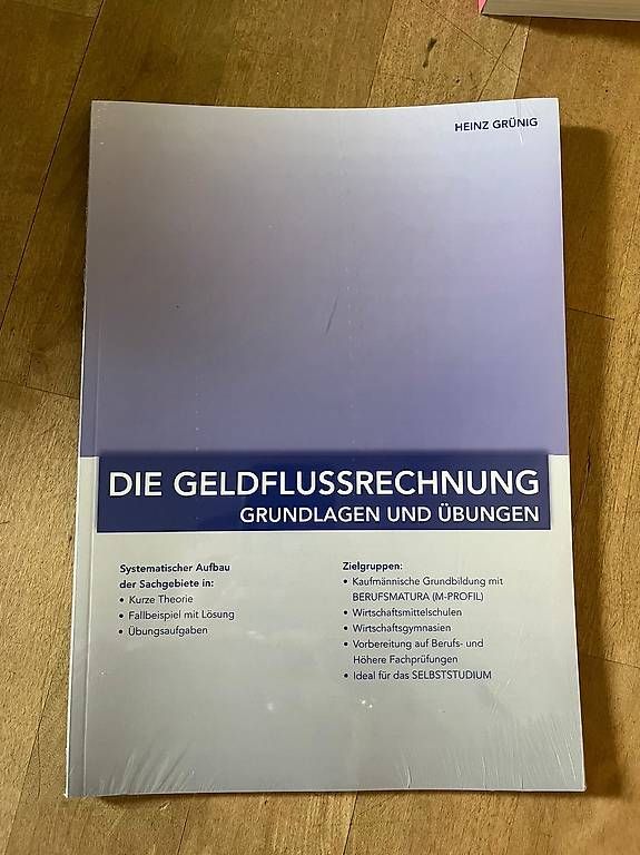 Bücher: Diverse Schulbücher Berufsmatur – Gebraucht aus Binningen von Bebbi28 4