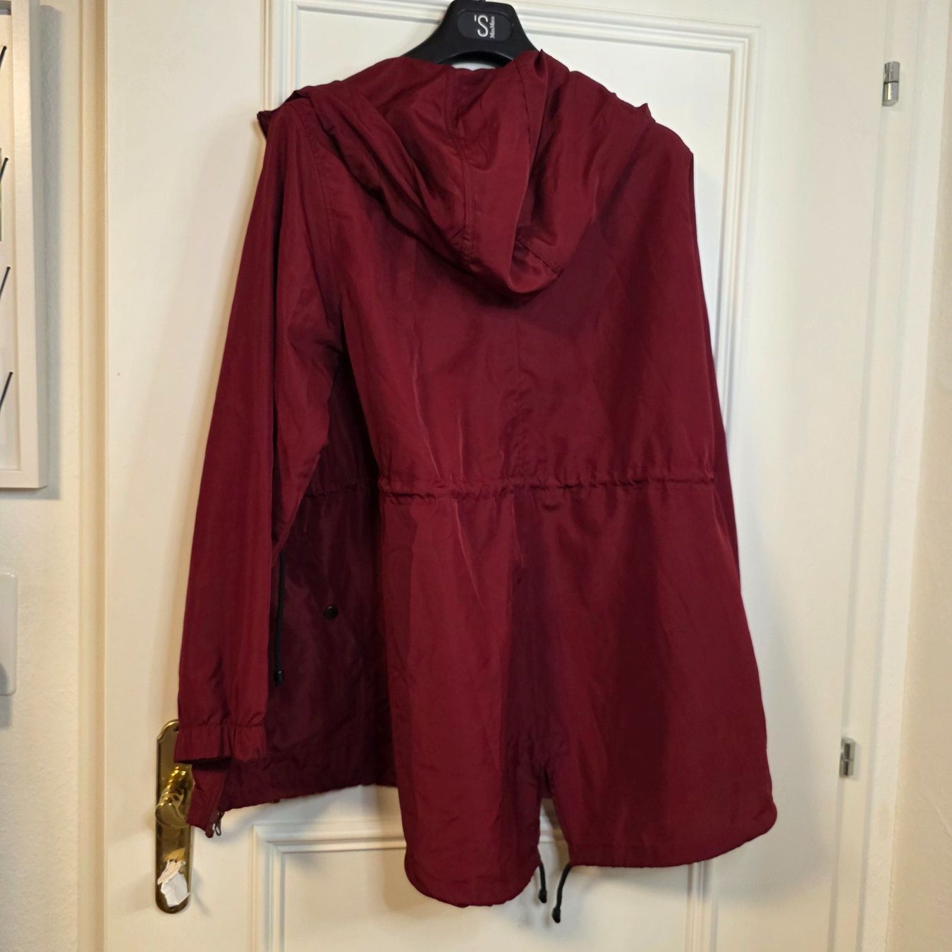 Primark Giacche: Primark Übergangsjacke Bordeaux Gr. S/M Leicht – Usato da Wald ZH venduto da CapLux 3