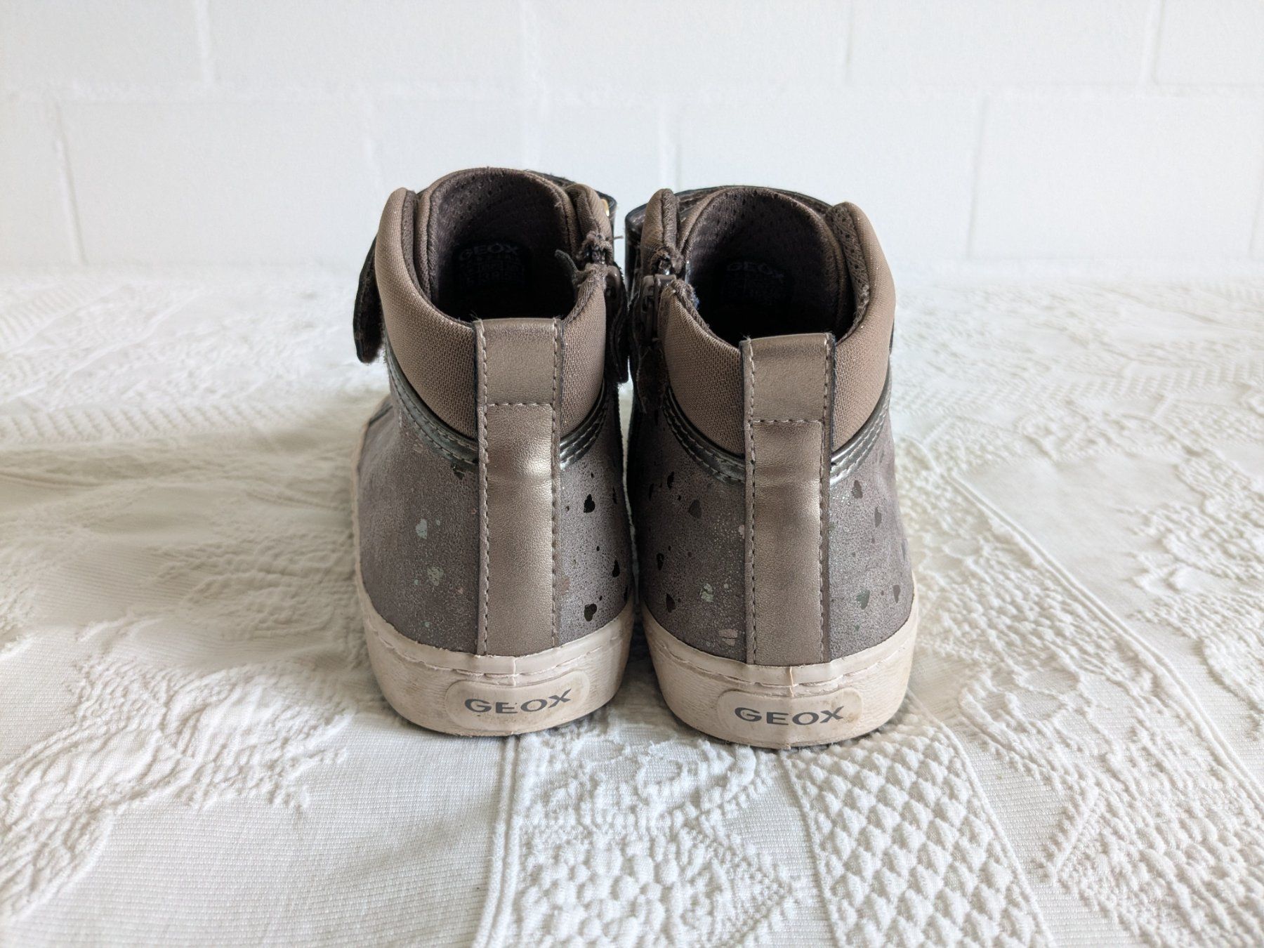 Geox Scarpe per ragazze: Geox Stiefelette / Sneaker Gr. 38 – Usato da Adliswil venduto da bibuubib 1