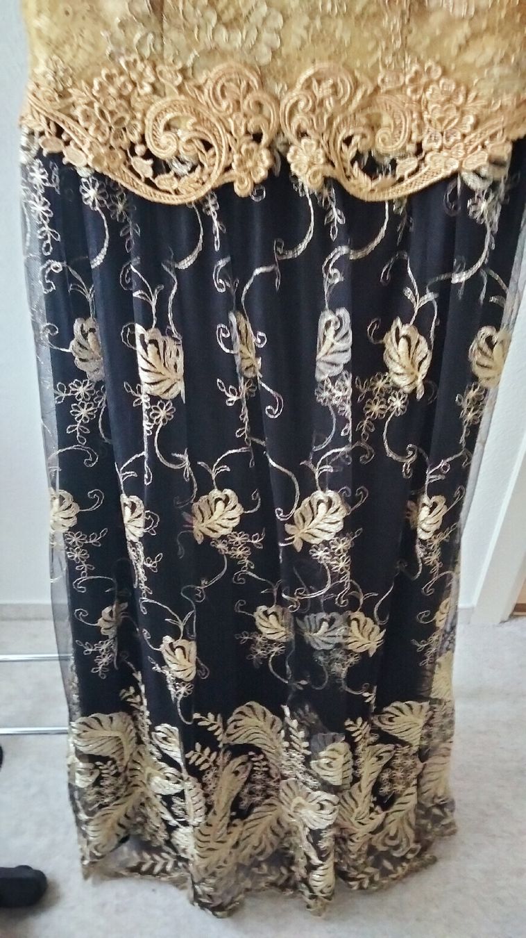 Kleider: Gold / schwarzes Abendkleid – Gebraucht aus Küsnacht ZH von turtlehouse 3