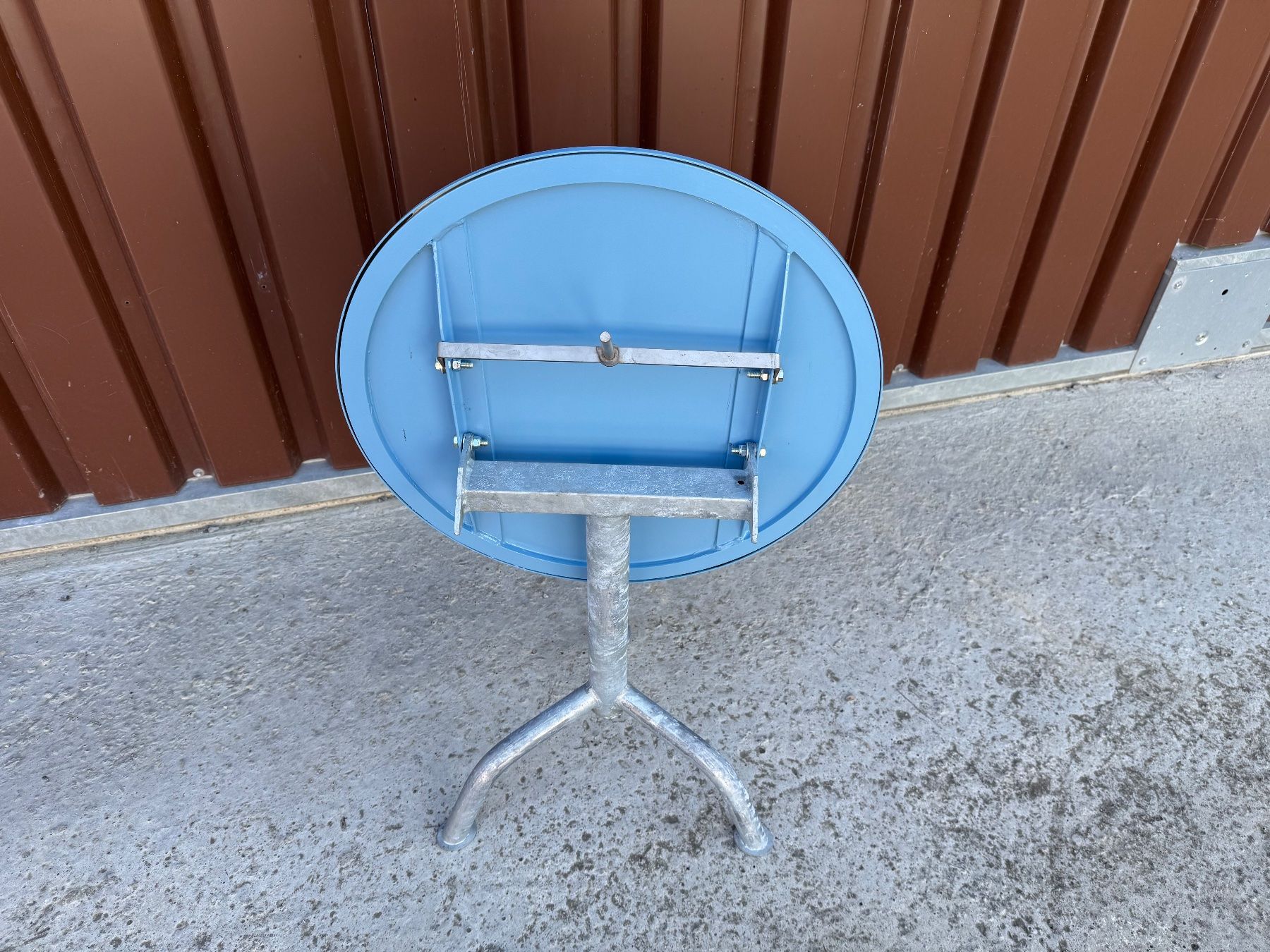 Tavoli: Lounge Gartentisch kipbar – Usato da Buch am Irchel venduto da alinea11 4