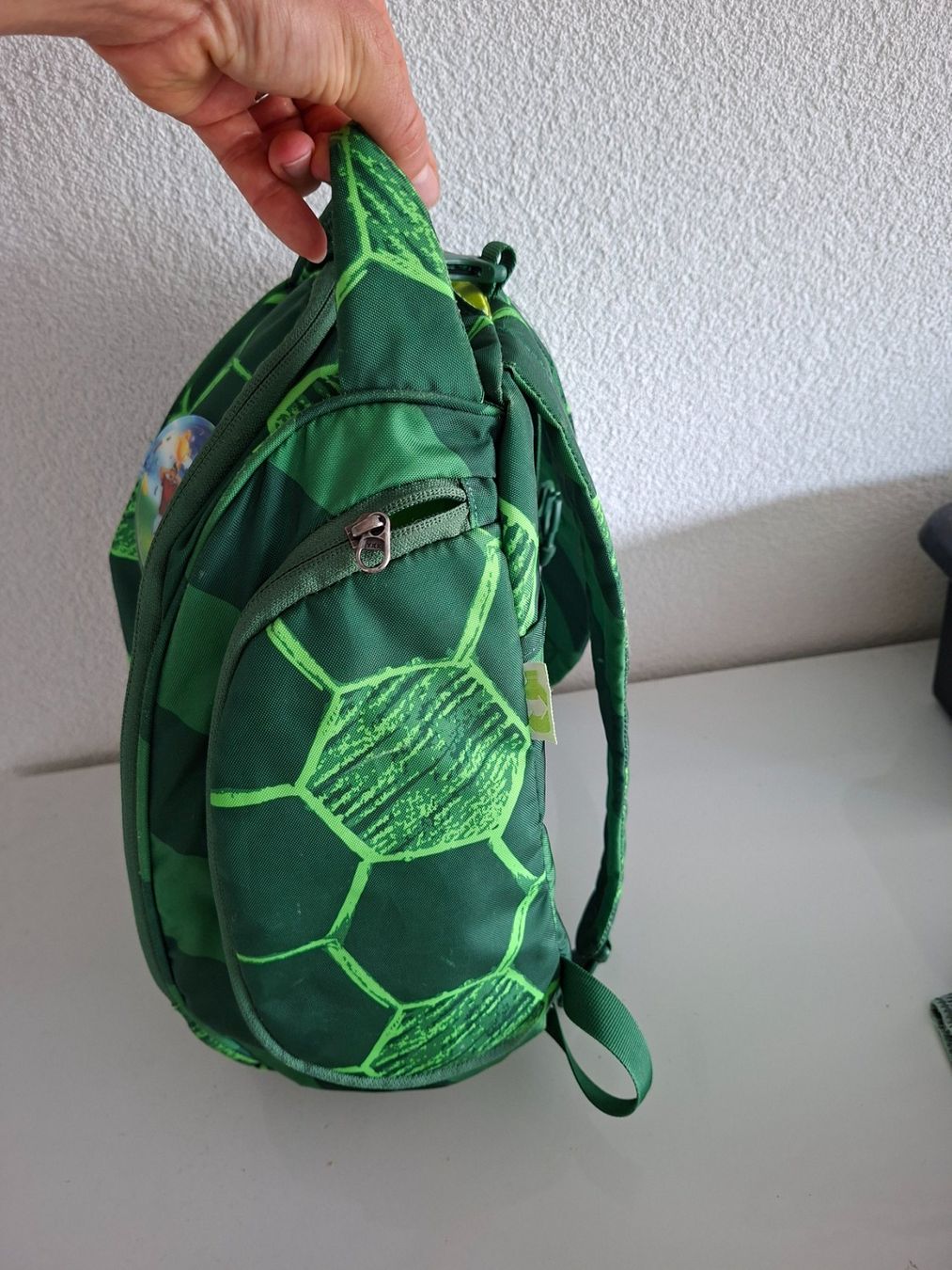 Ergobag Borse & Zaini: Schulsack von Ergobag mit dazugehörigem Turn-Rucksack – Usato da Birsfelden venduto da eliot08 7