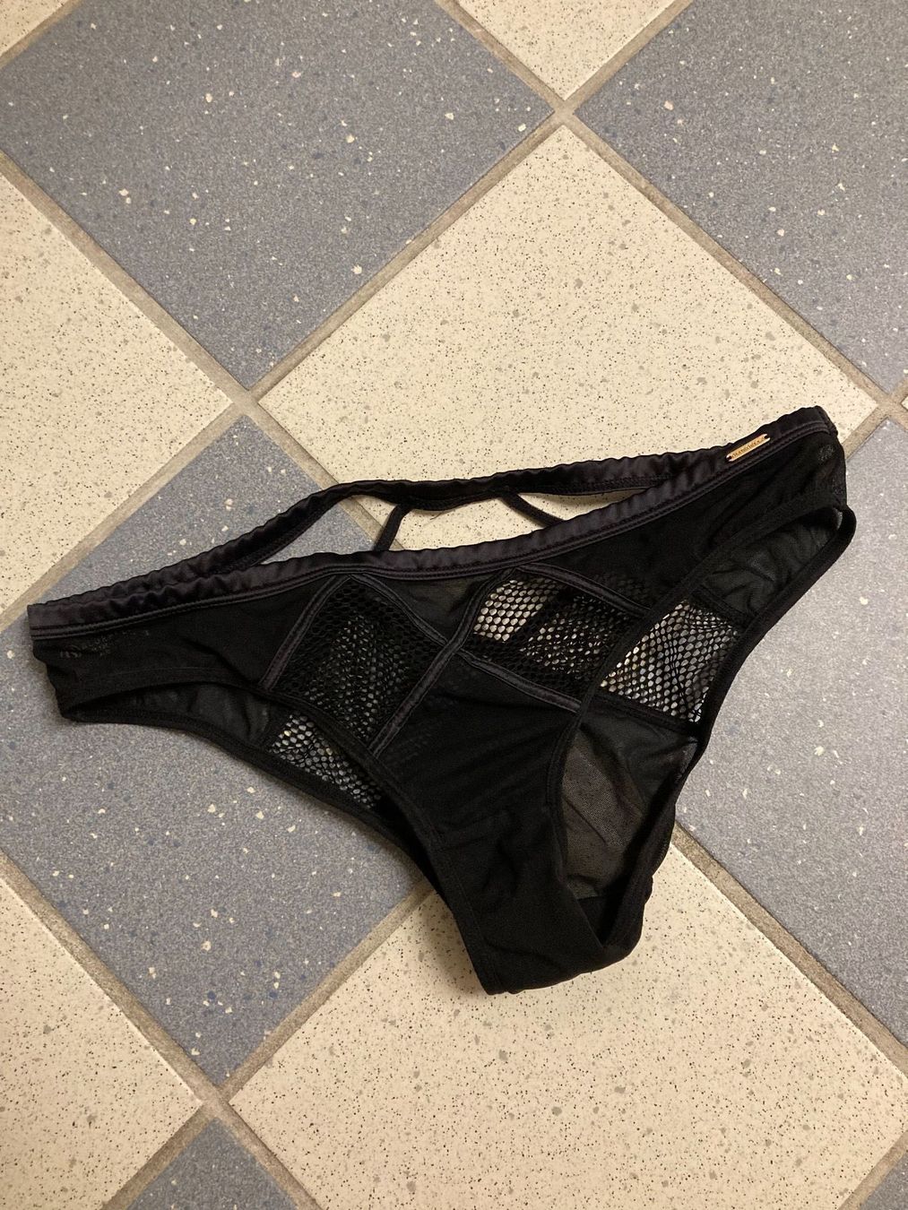 Altra biancheria intima: Slip mit Netzoptik – Nuovo (secondo la descrizione) da Uster venduto da Kalici1