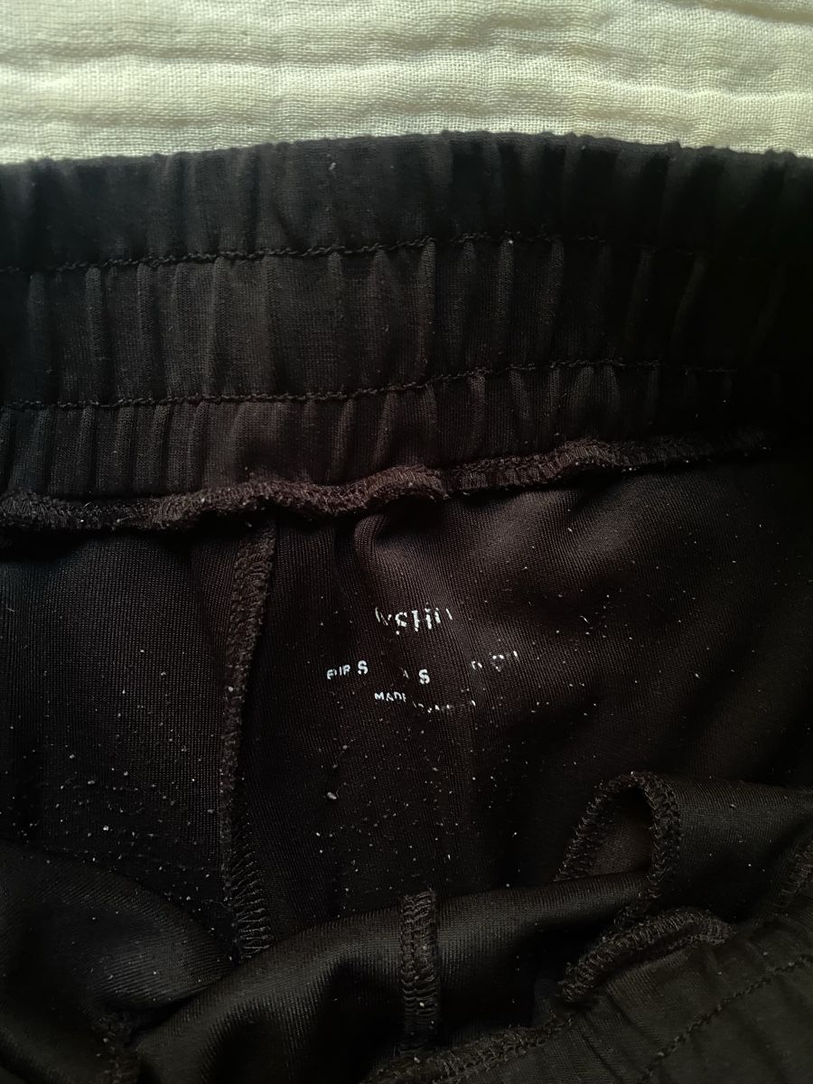 Oysho Hosen: OYSHO Stoffhosen // S – Gebraucht aus Zürich von aurelia_nater 2