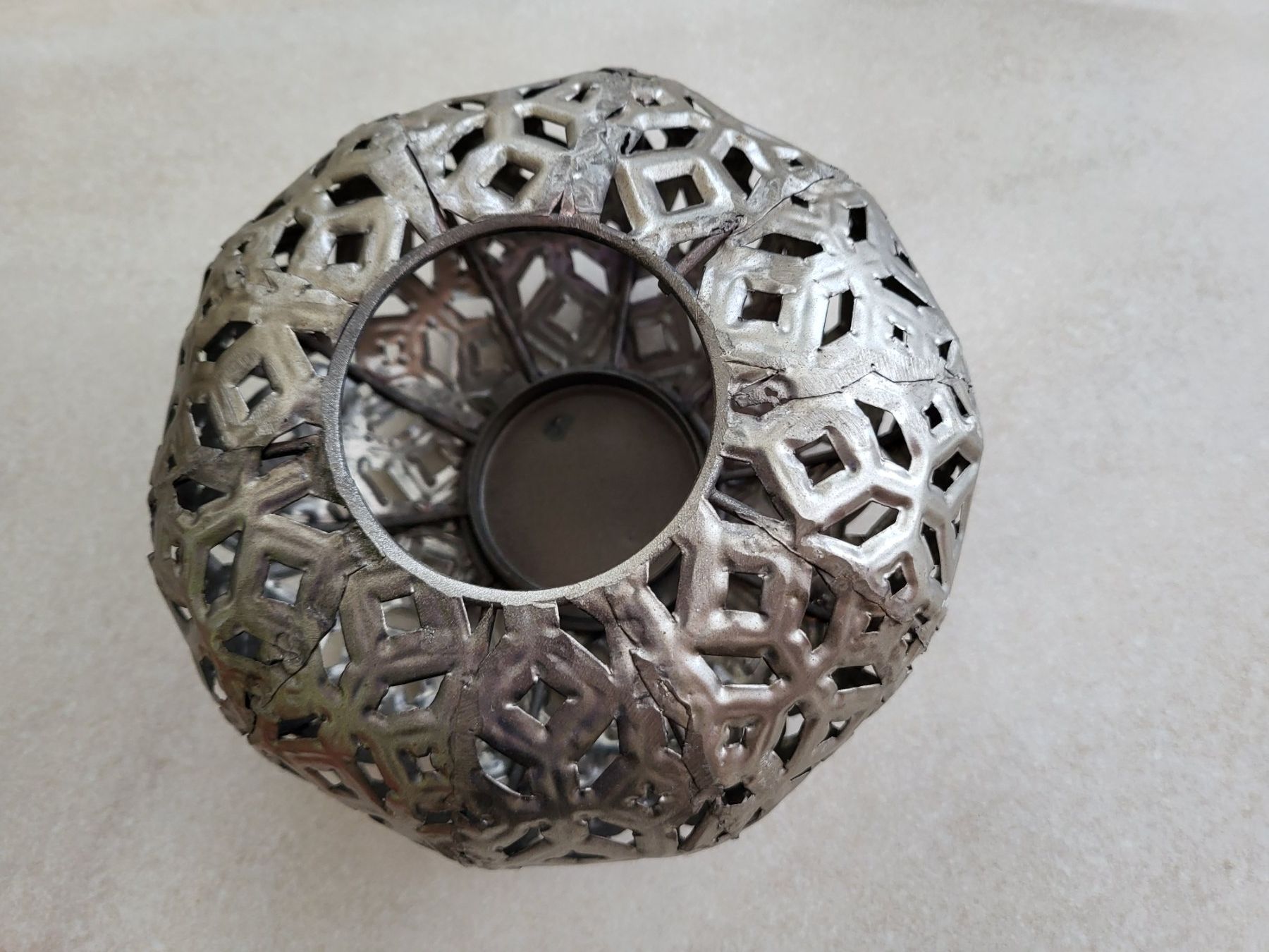 Alle Dekorationen: TEELICHT, durchbrochen, silberfarbig  B 17/ H 11cm – Gebraucht aus Turgi von rut_p556 2