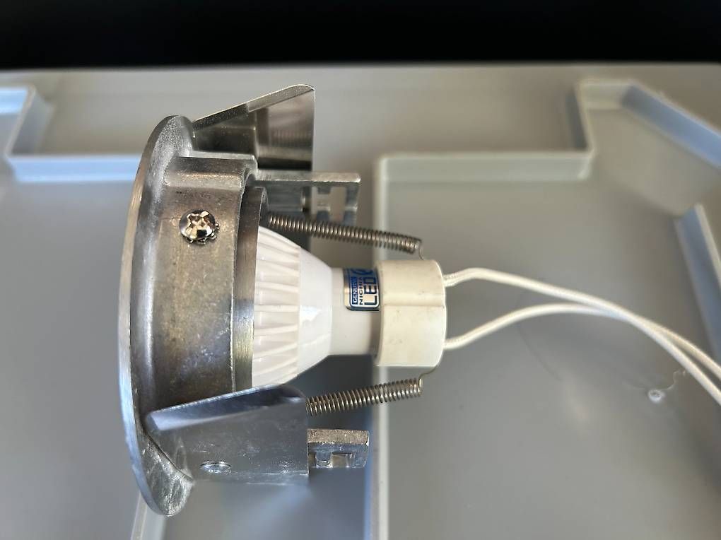 Lustres & lampes de plafonds: Einbauspot – D'occasion à Murten par lle_w5qs 1