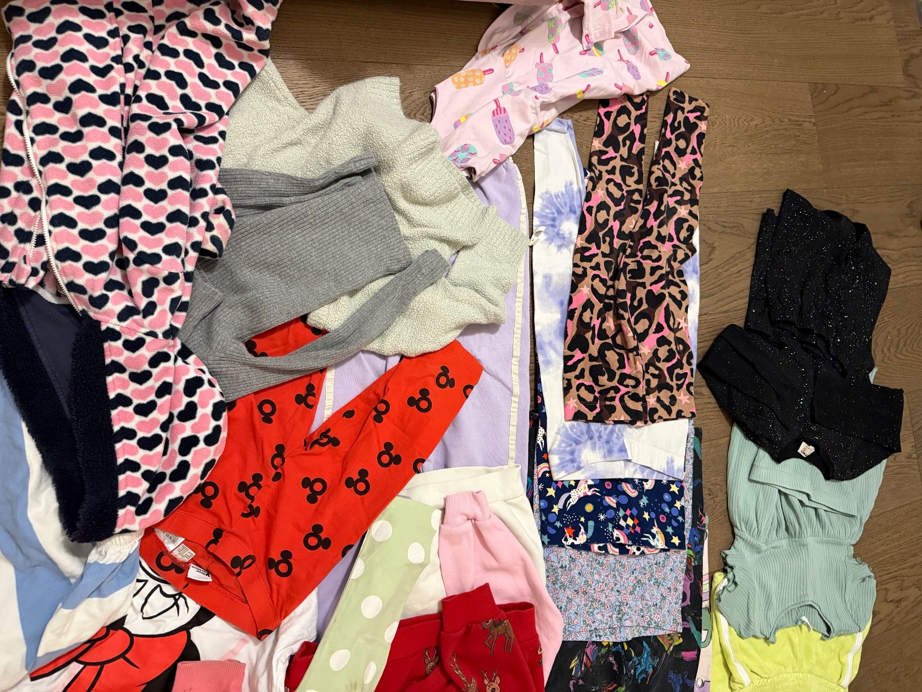 Lotti & Set di vestiti: Assorted Children Clothing Bundle, Mixed Items, Used – Usato da Oberglatt ZH venduto da Sale12 8