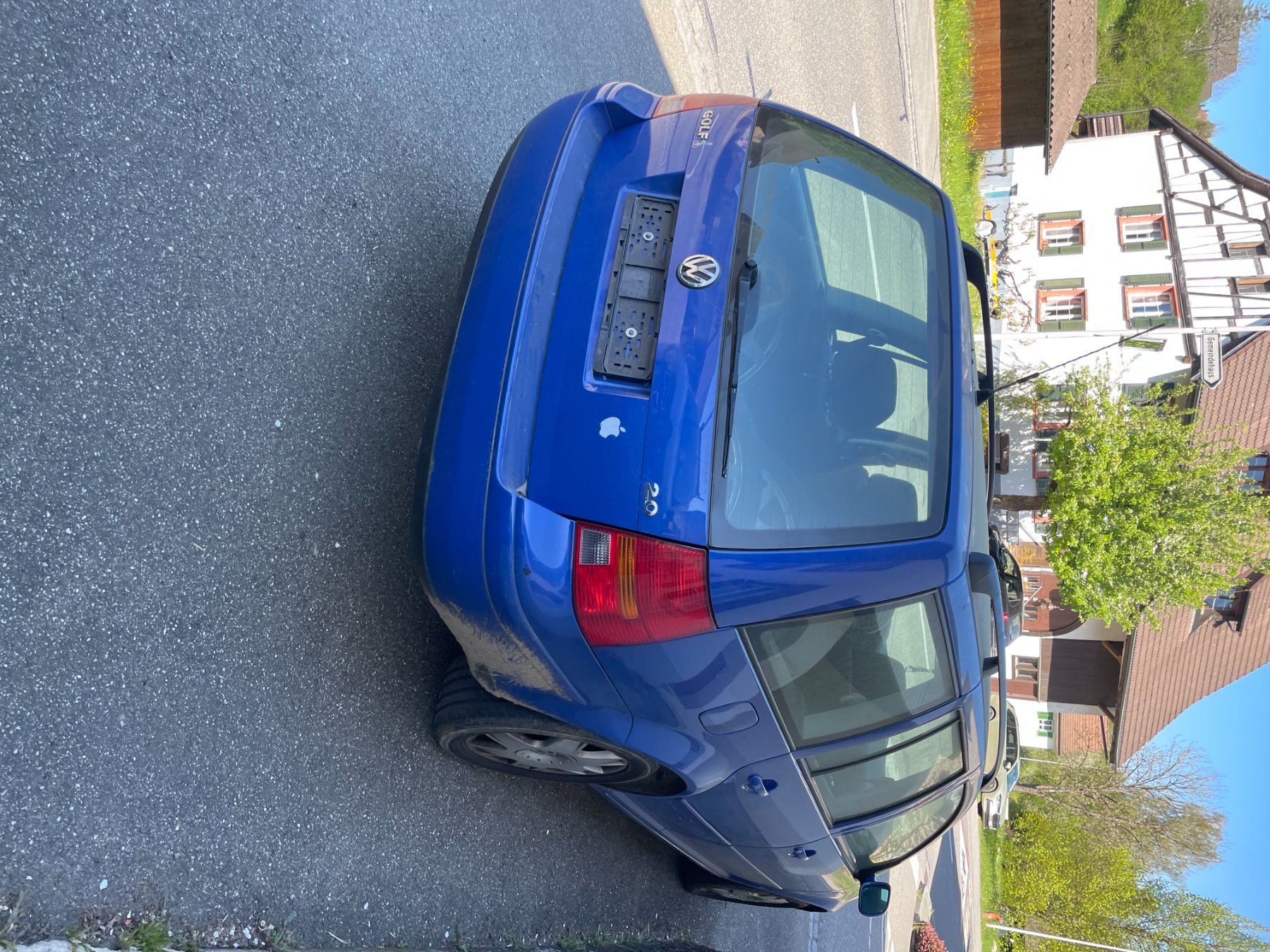 VW Automobili: VW Golf – Usato da Wegenstetten venduto da autodienstleistungen 2