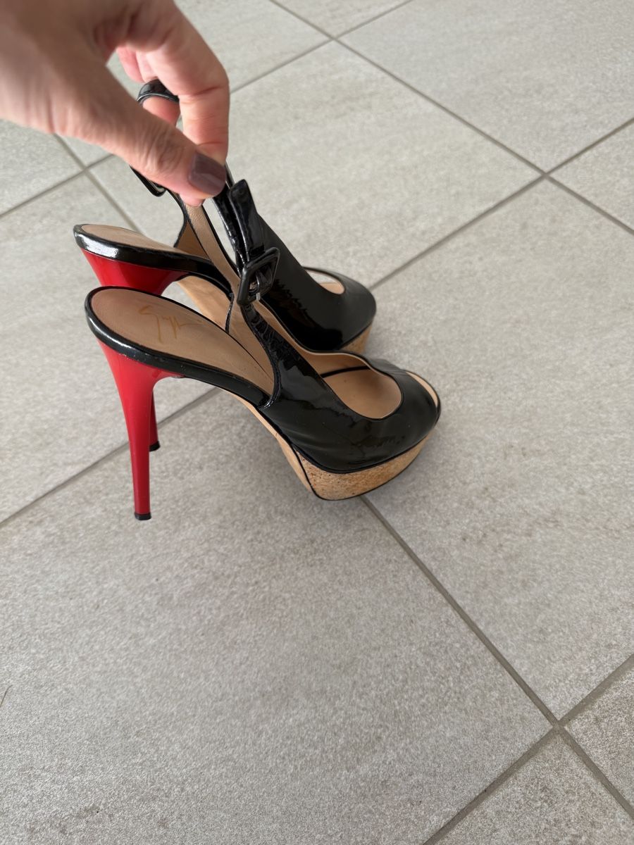 Zanotti Scarpe da donna: Gorgeous Giuseppe Zanotti sandals in 38 – Usato da Herrliberg venduto da Tubalp 1