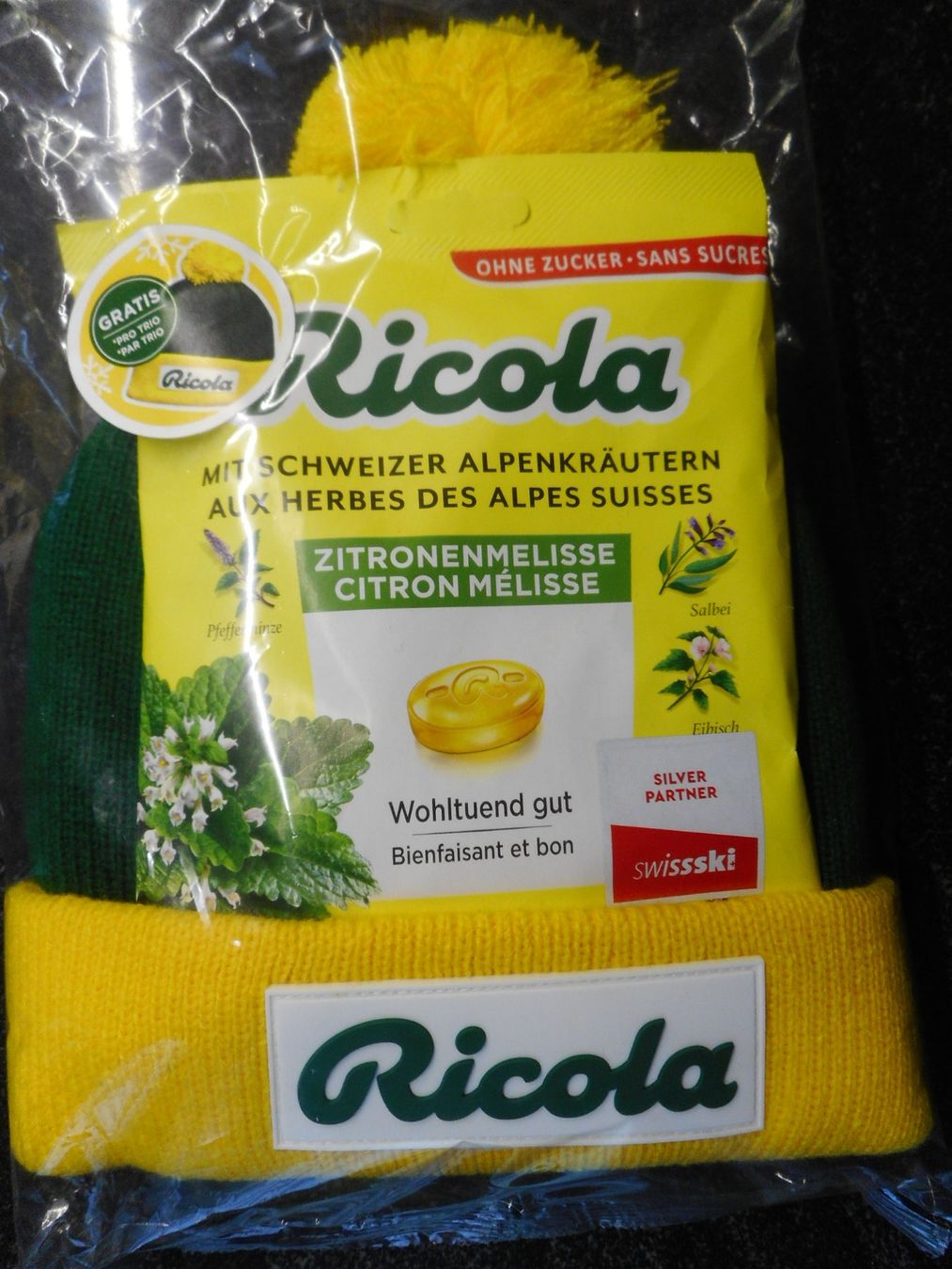 Ricola Mütze / Bommelmütze inkl. Zitronenmelisse-Bonbon's (Neu und ...