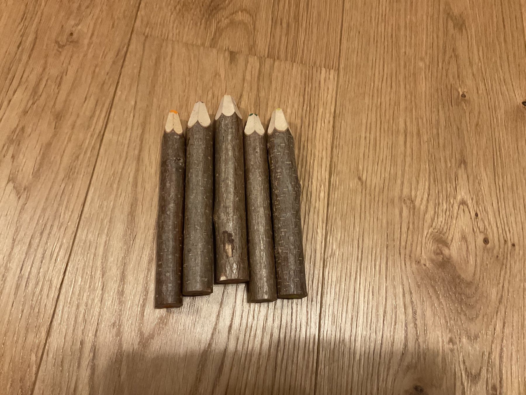 Penna & Evidenziatori: Holzstifte, 5 Stück, Naturmaterial – Usato da Pfeffingen venduto da Marc4148