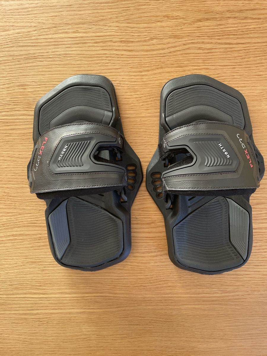 North Kite: North Flex Pro Bindings 2024 L – Gebraucht aus Bern von Emmentaler04 2
