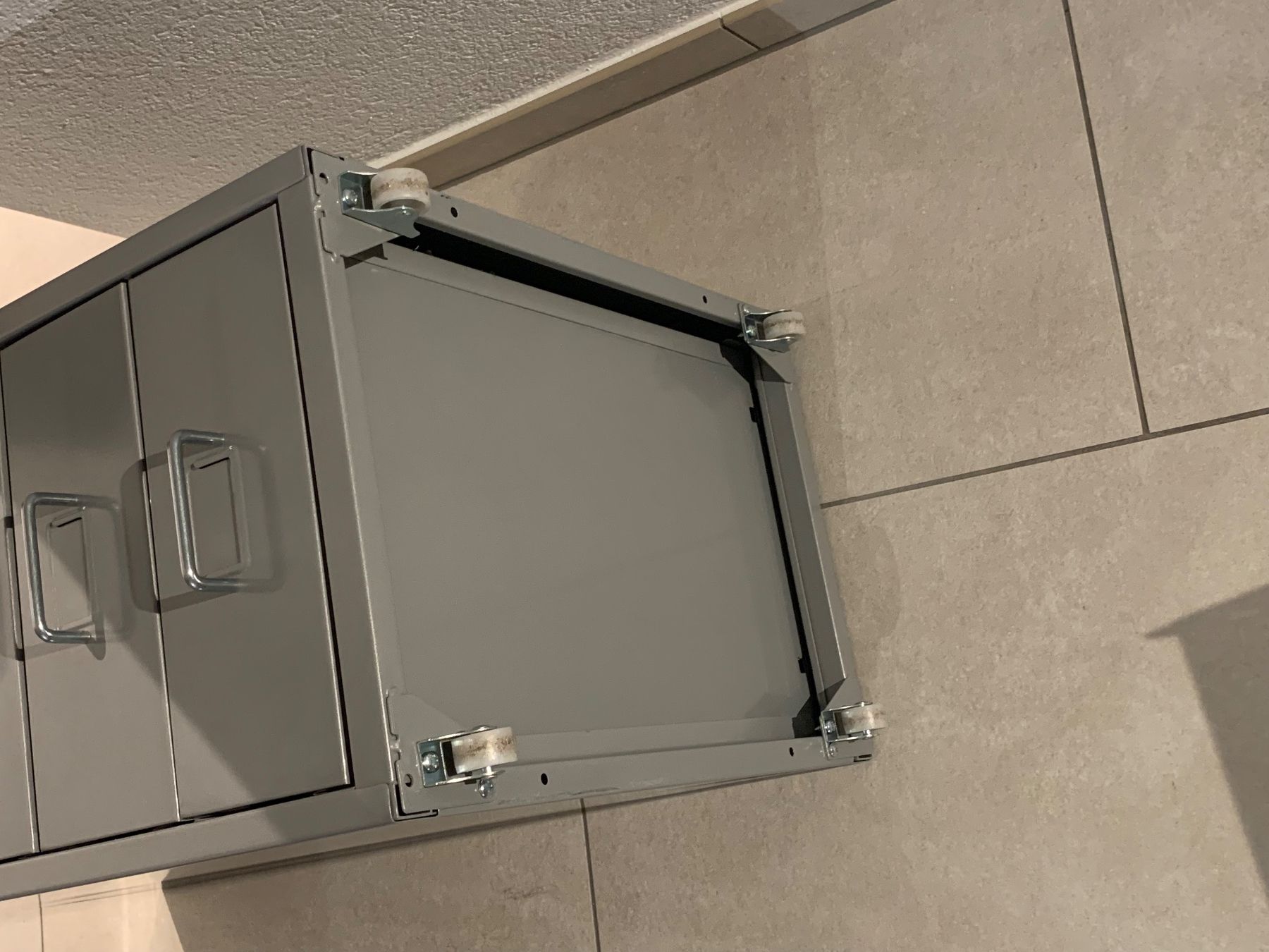 Ikea Banconi: Büromöbel - IKEA Helmer - 6 Schubladen - Grau – Usato da Jonen venduto da inf_sv67 5