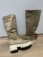 Damen Stiefel beige gefüttert mit Profilsohle neu grösse 37