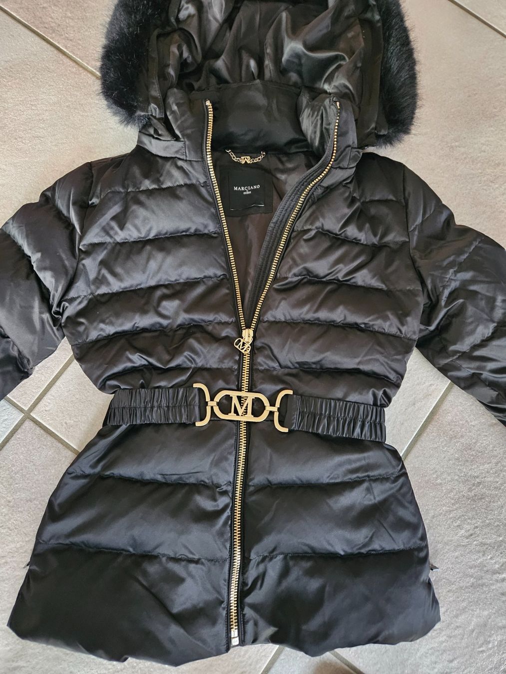 Guess Jacken: Veste Marciano by Guess – Gebraucht aus Vétroz von sas_yln5 1