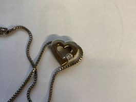 Collier avec pendentif cœur et pierre, d'occasion