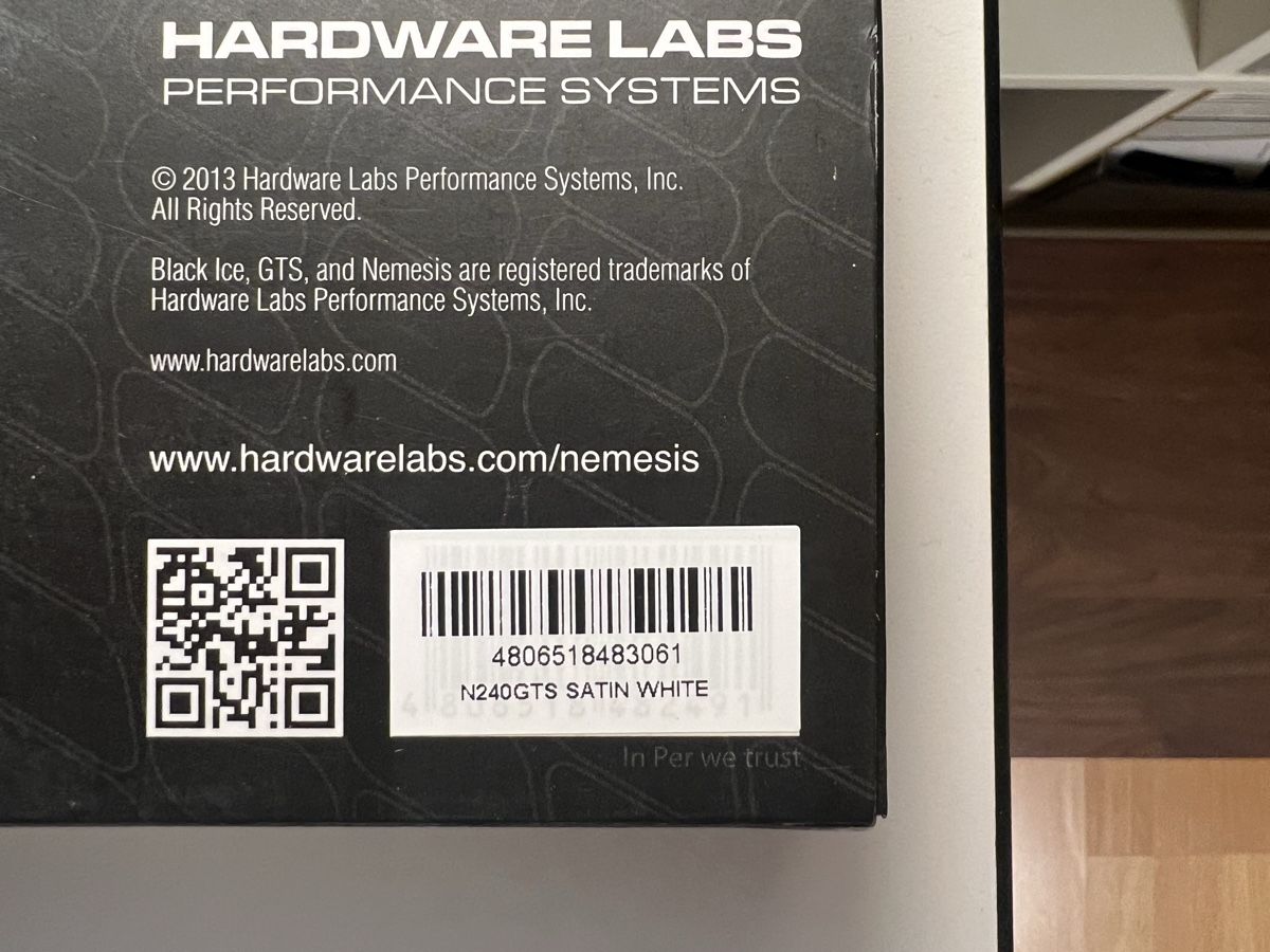 Custodie: Hardware Labs Nemesis 240 GTS Radiator – Nuovo e nell'imballaggio originale da Uster venduto da Ledronnie 4