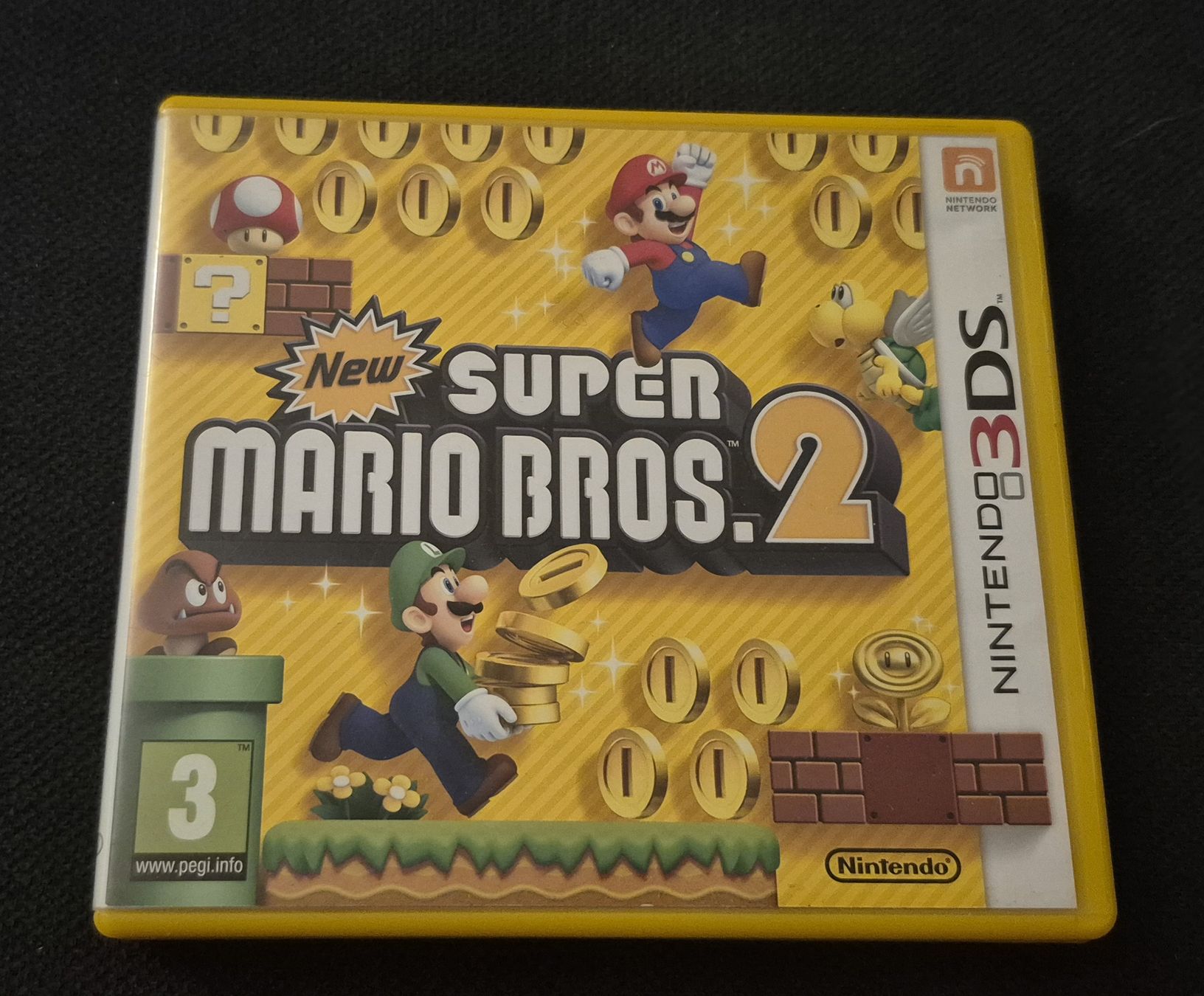 Nintendo Giochi: NEW SUPER MARIO BROS 2 3DS DEUTSCH 2012 MULTI RETRO GAMING  – Usato da Grand-Lancy venduto da luc111