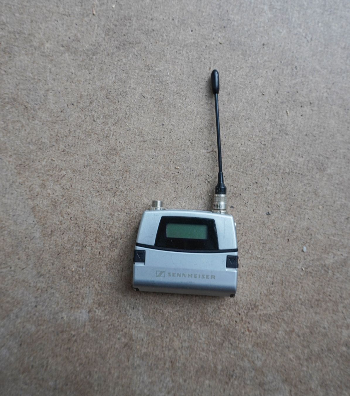 Microfoni: SET Sennheiser: Receiver, Microphone, Bodypack Transmitter – Usato da Zürich venduto da reMaterial 4