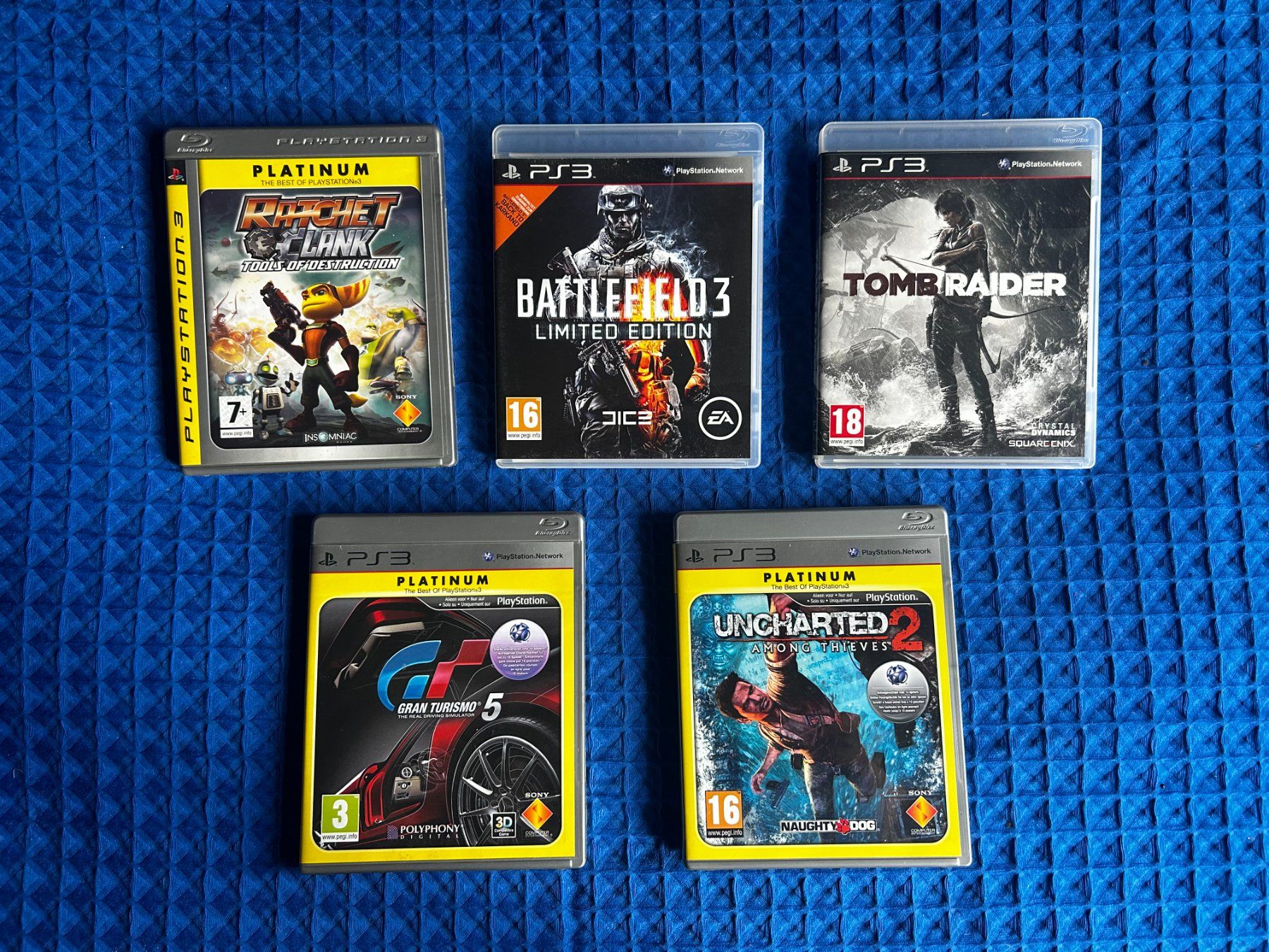 Sony Konsolen: Playstation 3 Slim Bundle mit Controller und Spielen – Gebraucht aus St. Gallen von lis_cd6d 3