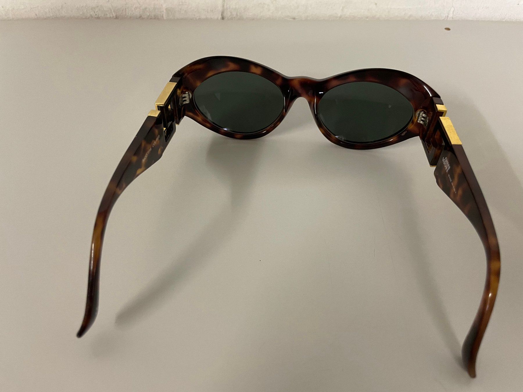 Versace Occhiali & Lenti: lunette GIANNI VERSACE MOD T74 Col 852 – Usato da La Croix (Lutry) venduto da netrajet 2