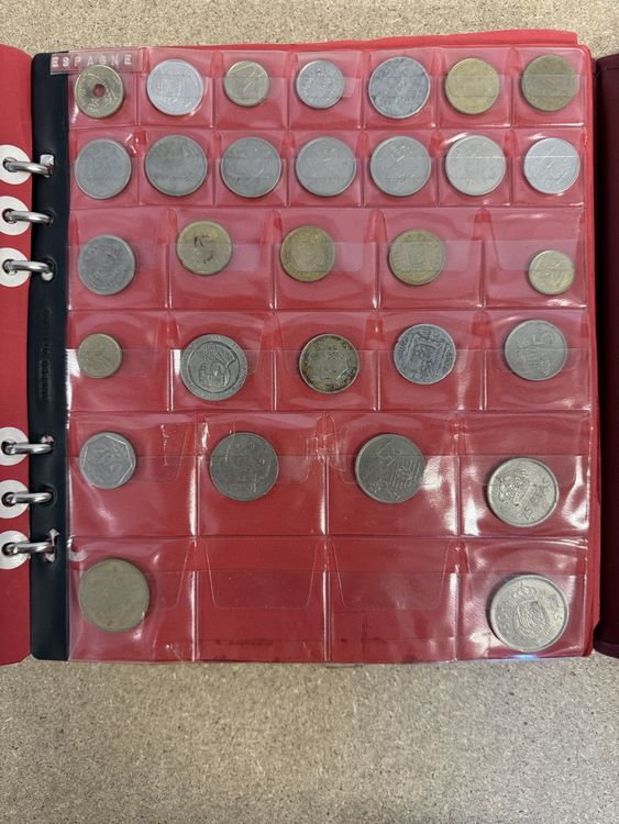 Lot De Pièces De Monnaie Publicitaires Esso Petroleum – Voitures Historiques – 1970
