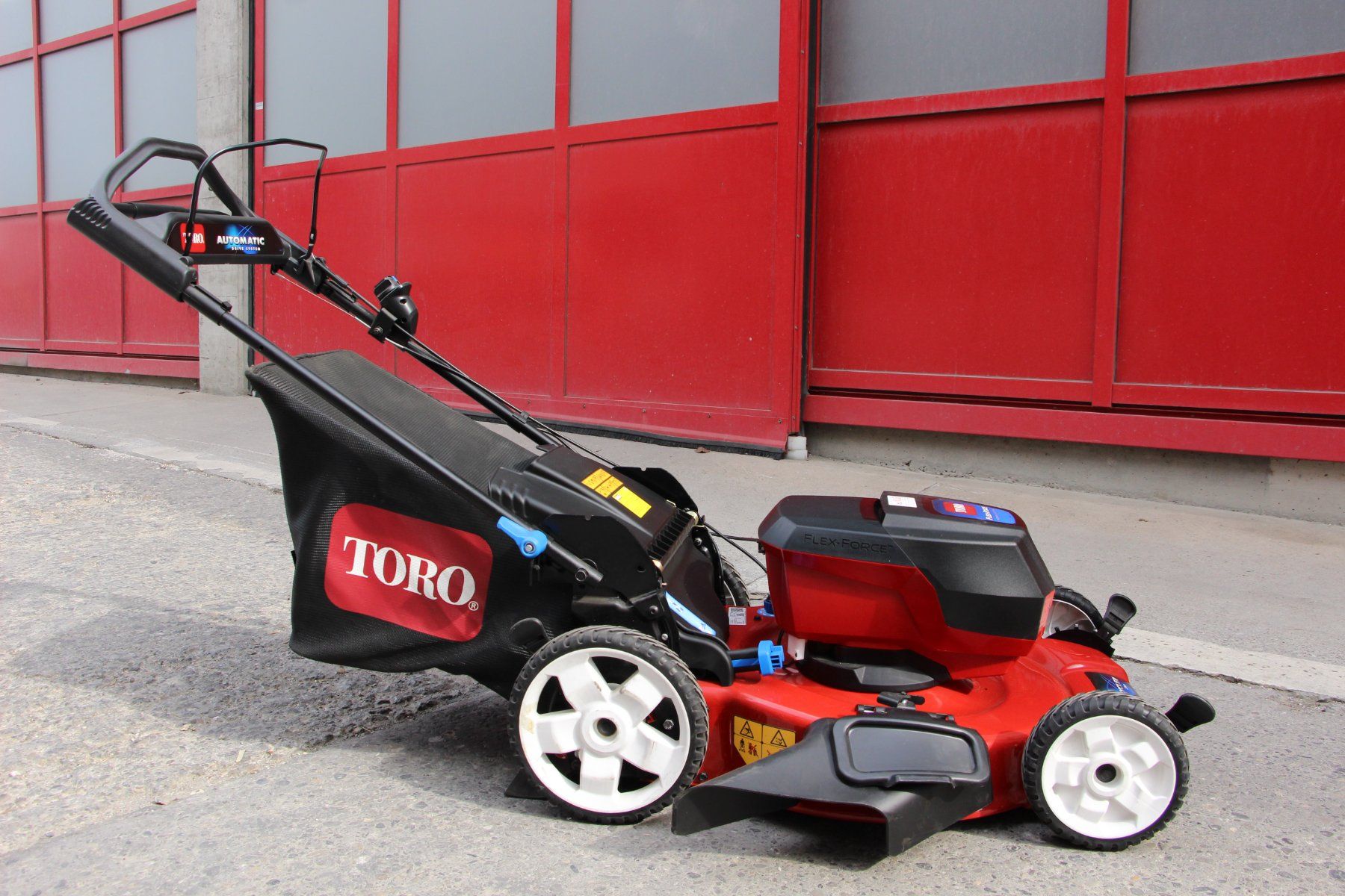Toro Tagliaerba: Toro Akkumäher 21863 – Nuovo (secondo la descrizione) da Zollikofen venduto da klg-maschinen