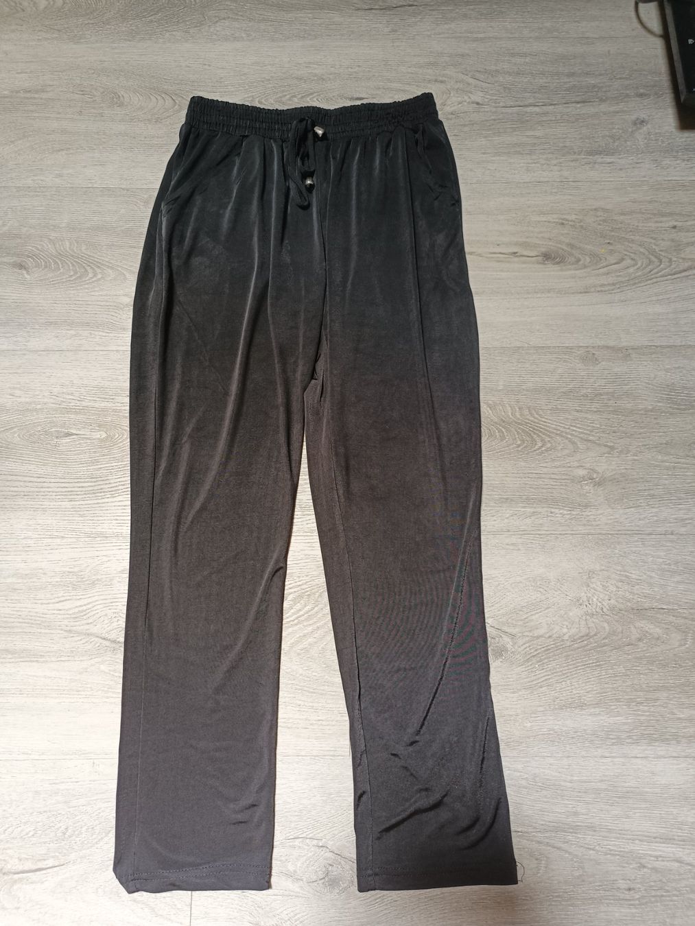 Pantaloni: Leichte Sommerhose M/L – Usato da Bätterkinden venduto da Elefantenzoo