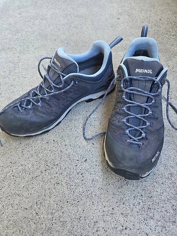 Scarpe da donna: Meindl Trekkingschuhe GTX Damen Gr 41 – Usato da Zürich venduto da Le1