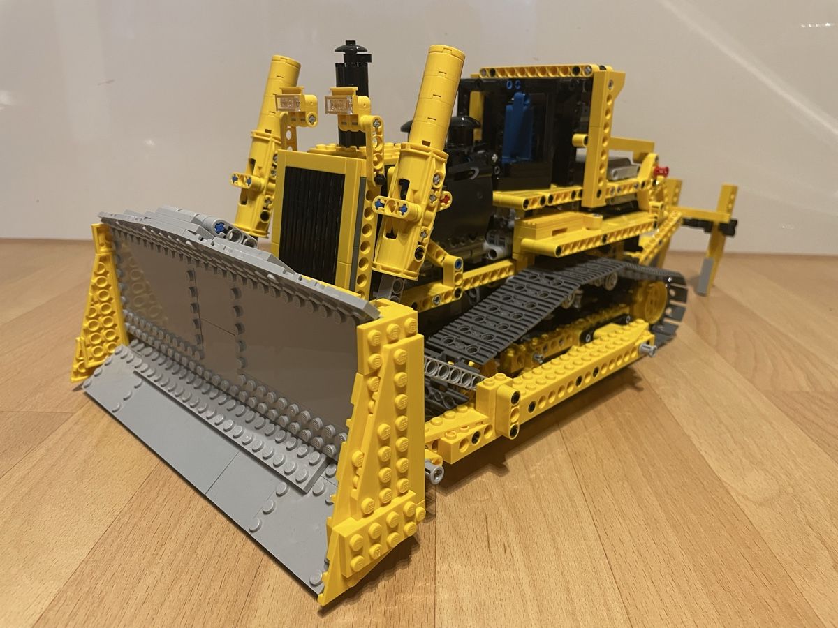 Lego Kit di costruzioni: Lego Technic 8275 Bulldozer – Usato da Rotkreuz venduto da rogi_m 3
