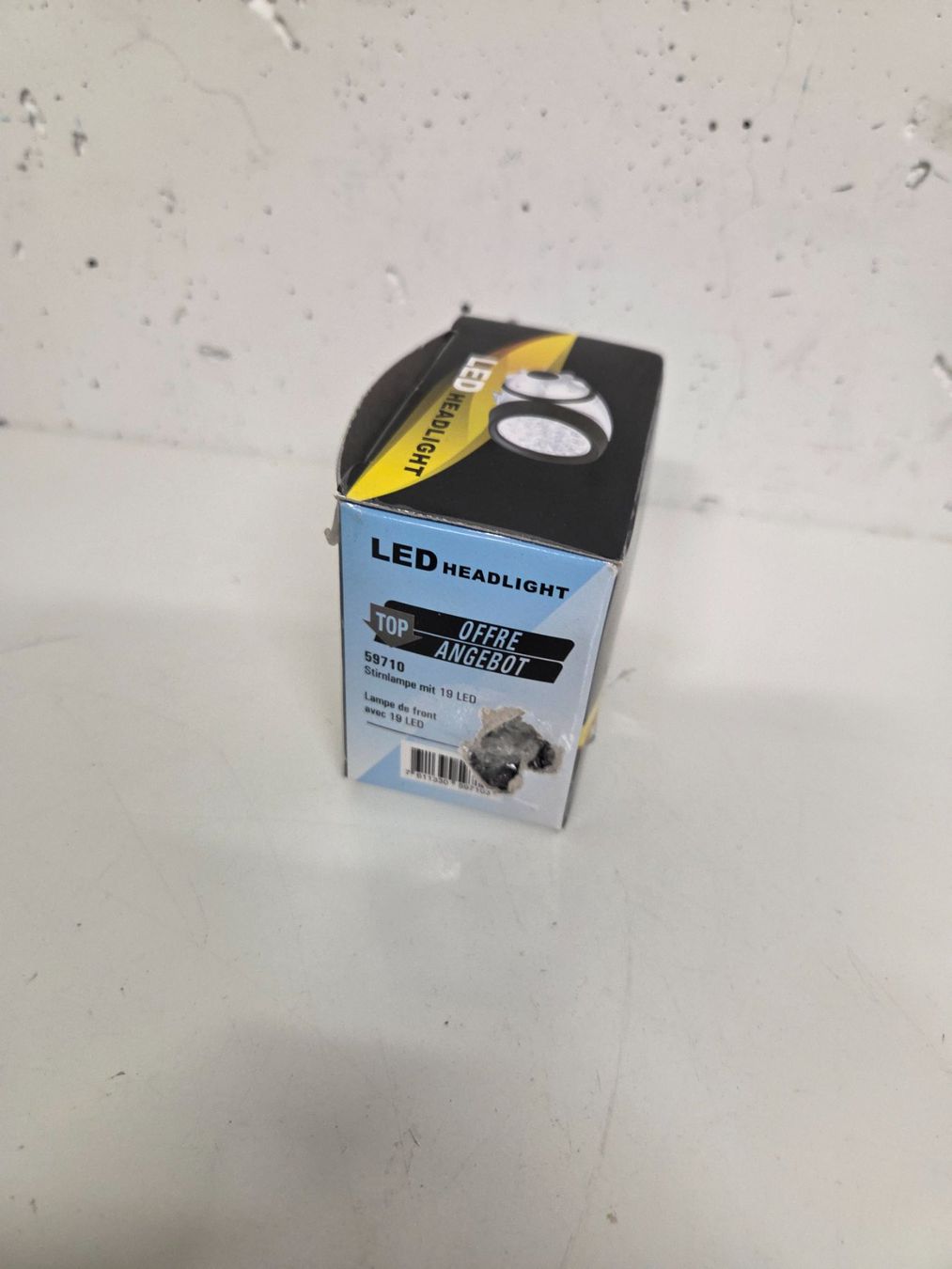 Lampes: LED Stirnlampe neu verpackt mit AAA Batterien – Neuf (Voir description) à Chur par Einszweidreiviermein 6