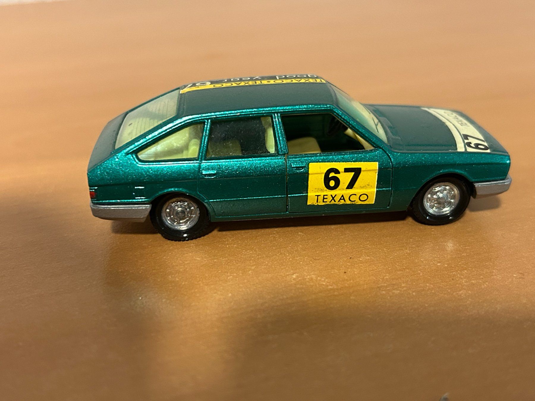Chrysler Voitures modèles: Chrysler 150 1:43 Pilen – D'occasion à Schafisheim par Ducati57 4