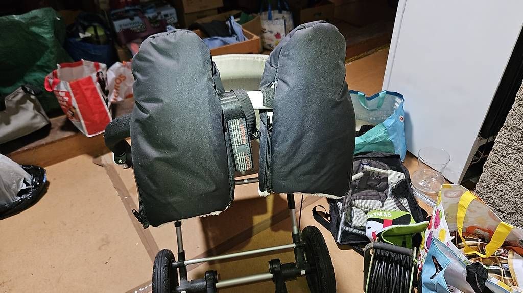 Bugaboo Poussette: Poussette Bugaboo avec avec divers accessoires – D'occasion à Yvonand par Steve.Gander 2