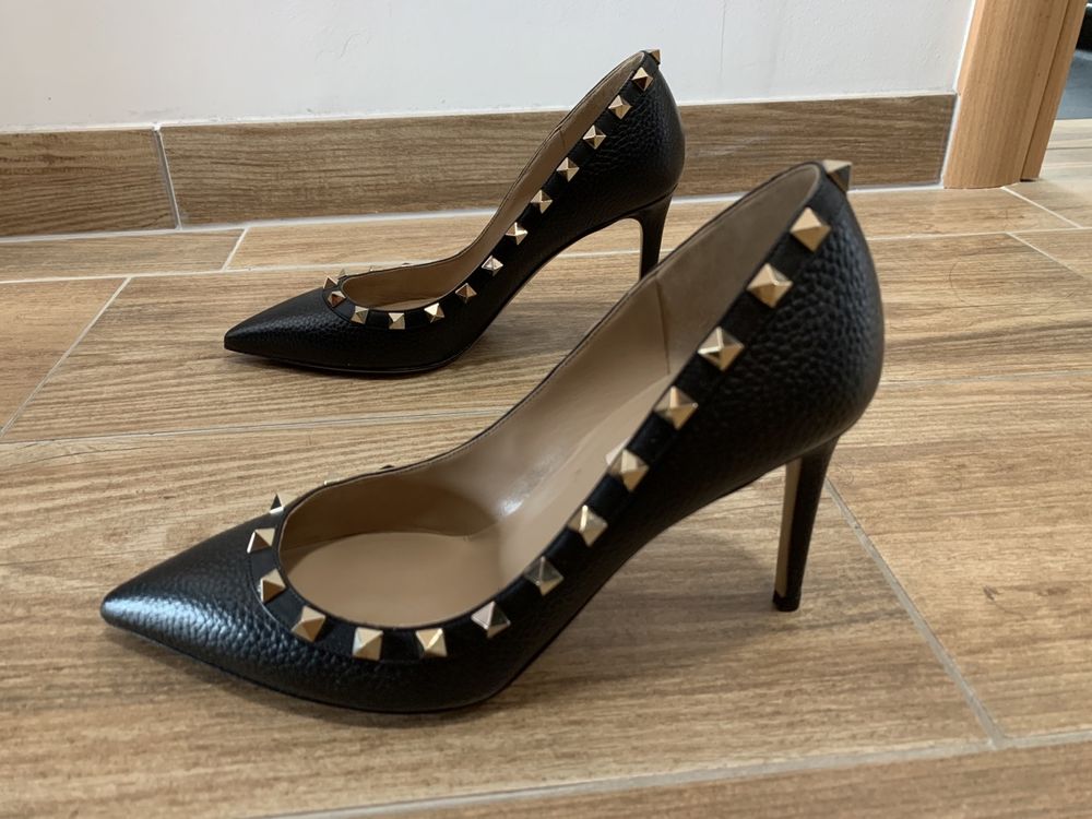 escarpins rockstud valentino