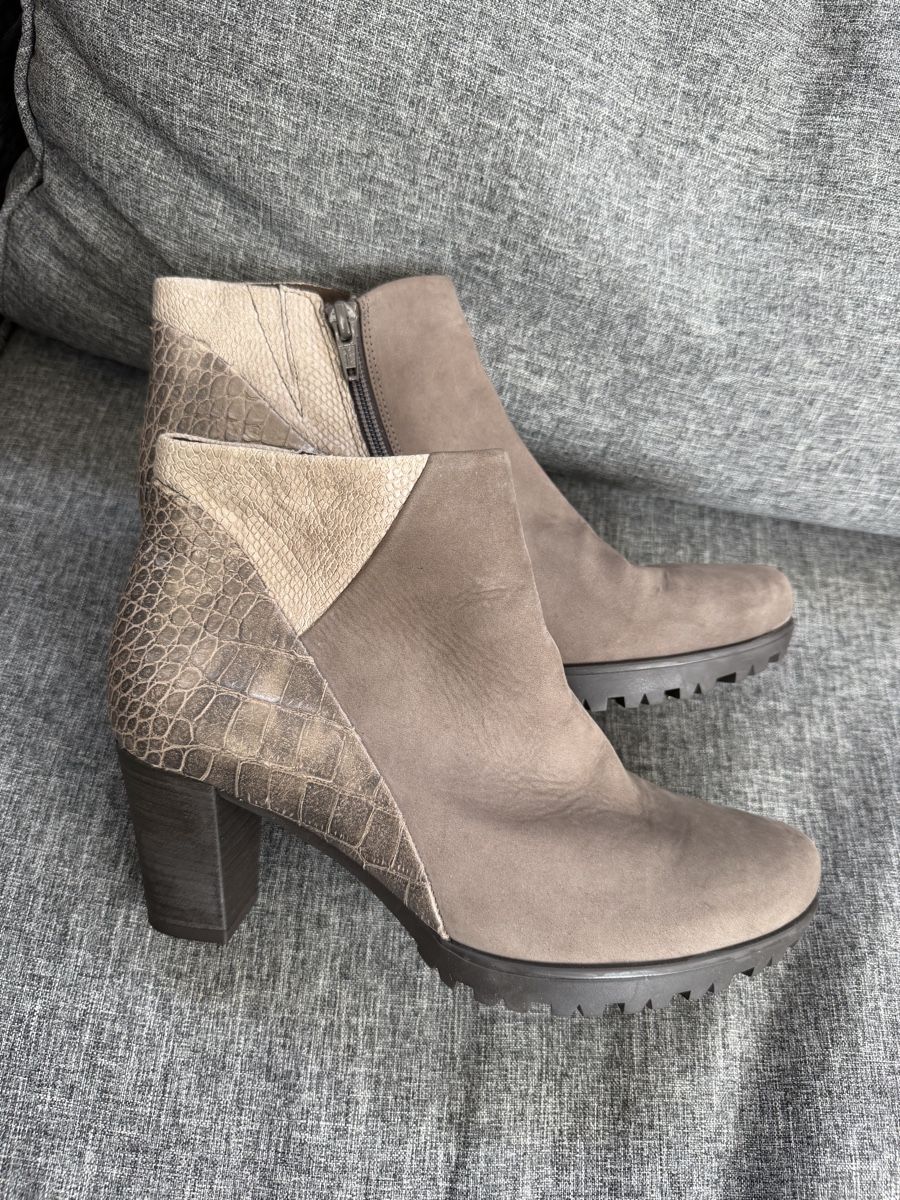 Gabor Scarpe da donna: Gabor Stiefel, Neu – Nuovo (secondo la descrizione) da Tennwil venduto da Zaylaaa