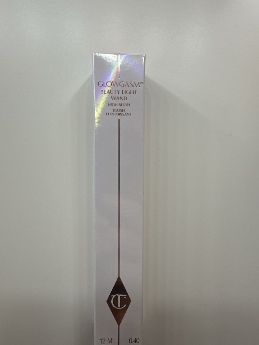 Charlotte Tilbury Make-up: Charlotte Tilbury Glowgasm Peachgasm – Nuovo e nell'imballaggio originale da Winterthur venduto da Can.sel73